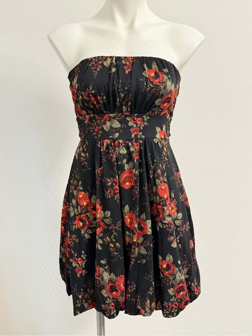 American Rag Black Strapless Dress w/Red Floral Print